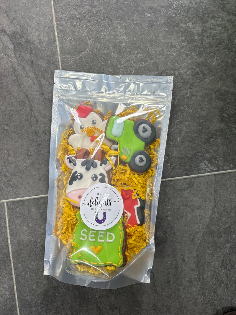 Mane Delights "Hay Day" Full Size Cookies