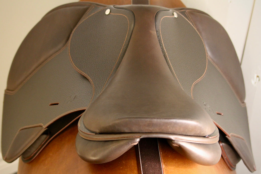 Vision Model T Plus Saddle - Vision Saddlery