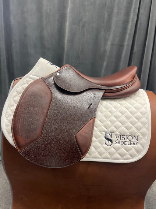 CONSIGNMENT- 17.5" XL Flap Vision Model T Close Contact - Vision Saddlery