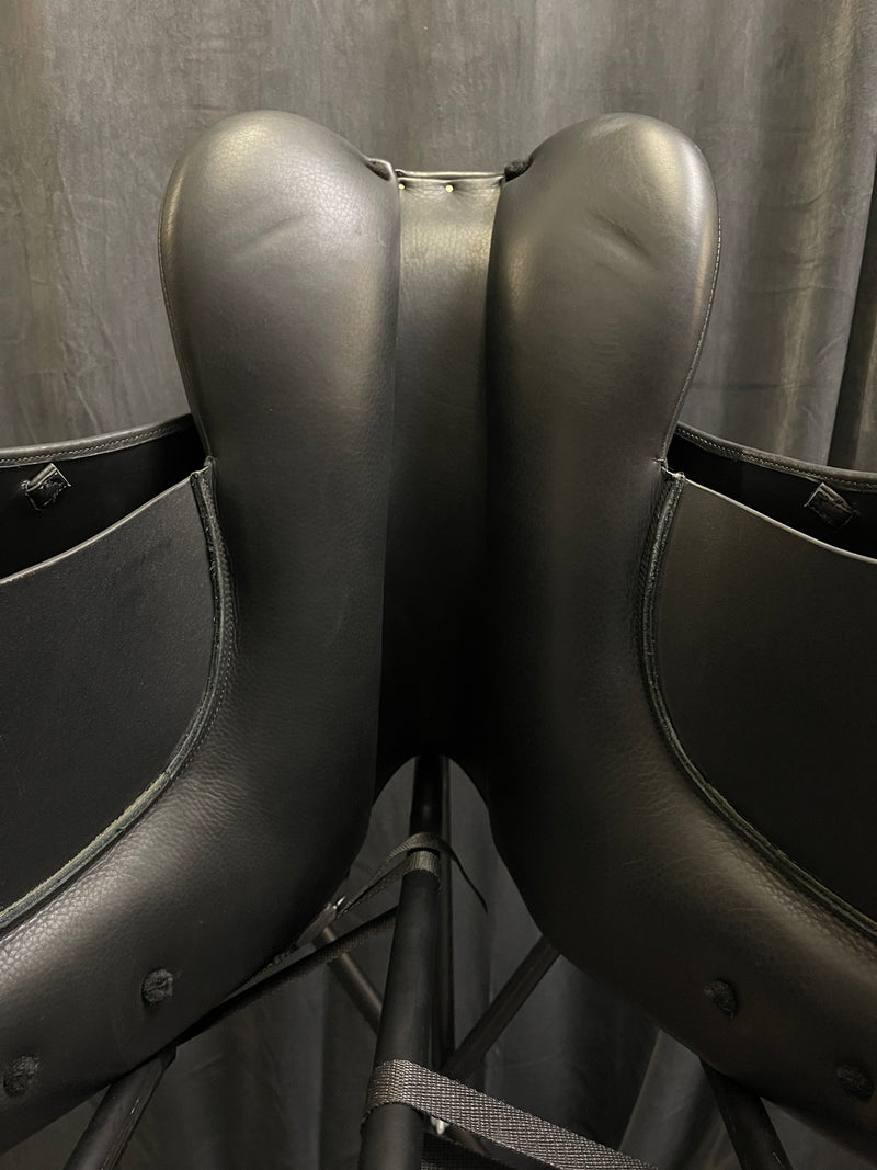 Vision Model D Dressage Saddle - Vision Saddlery