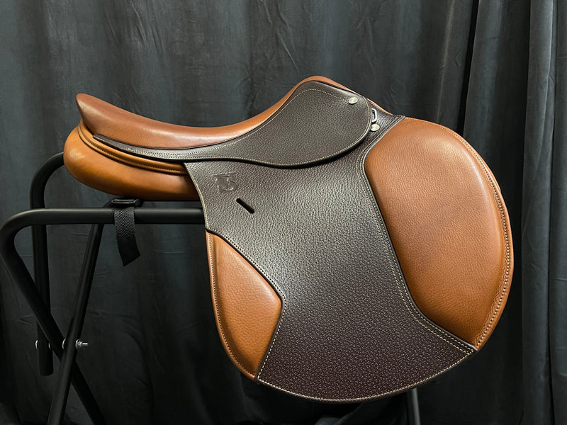 Vision Model T Close Contact Saddle - Vision Saddlery