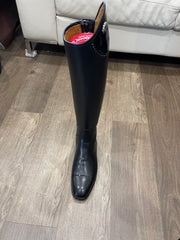 DeNiro Boot Co. custom Salento tall boots in a no-lace design
