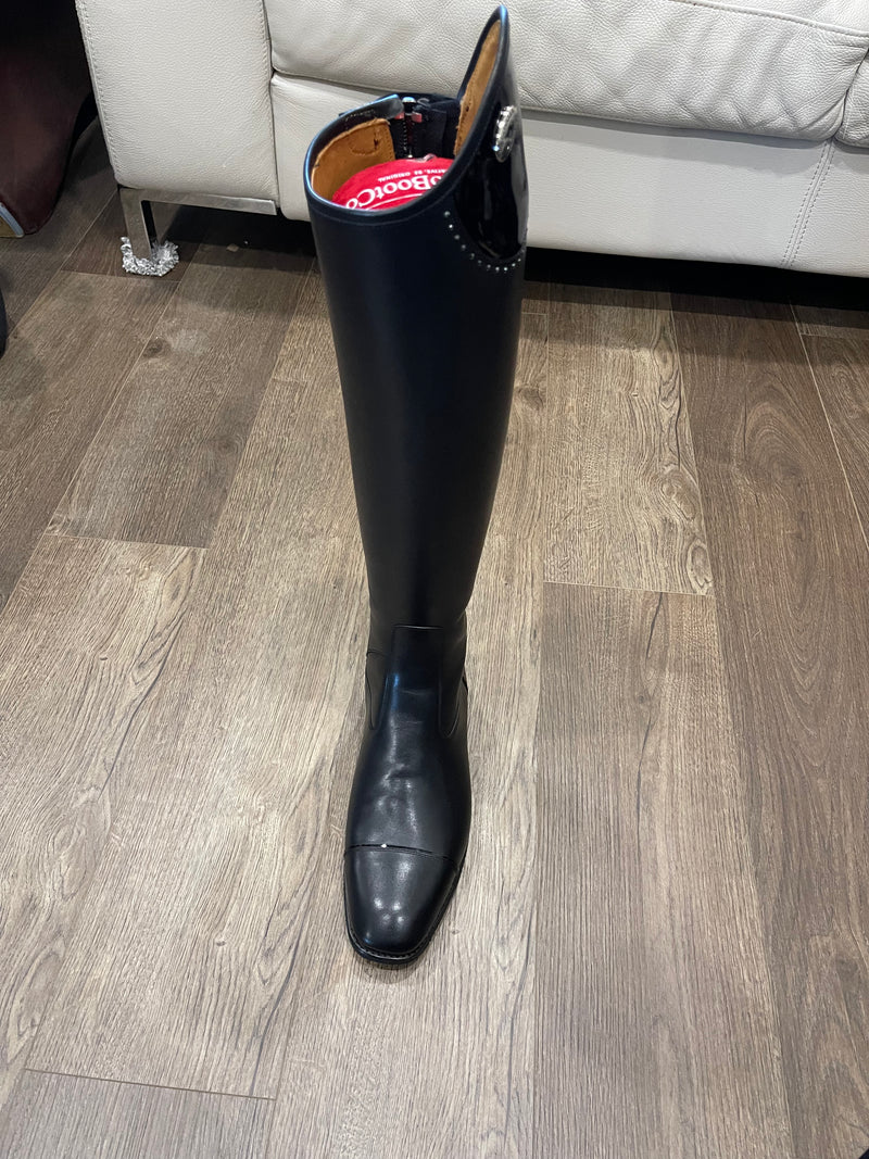 DeNiro Boot Co. custom Salento tall boots in a no-lace design