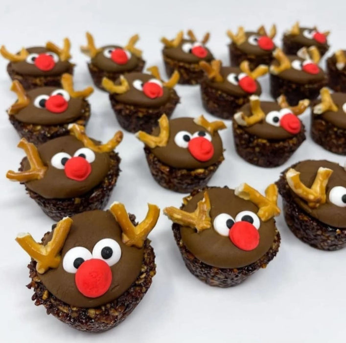 Mane Delights "Reindeer" Cupcakes