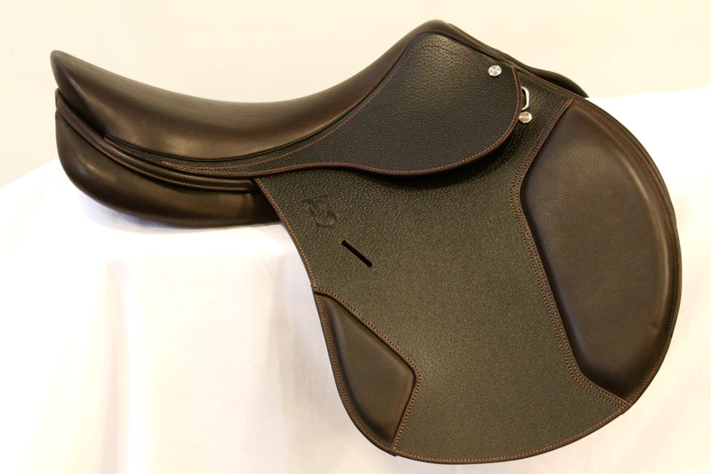 Vision Model T Plus Saddle - Vision Saddlery