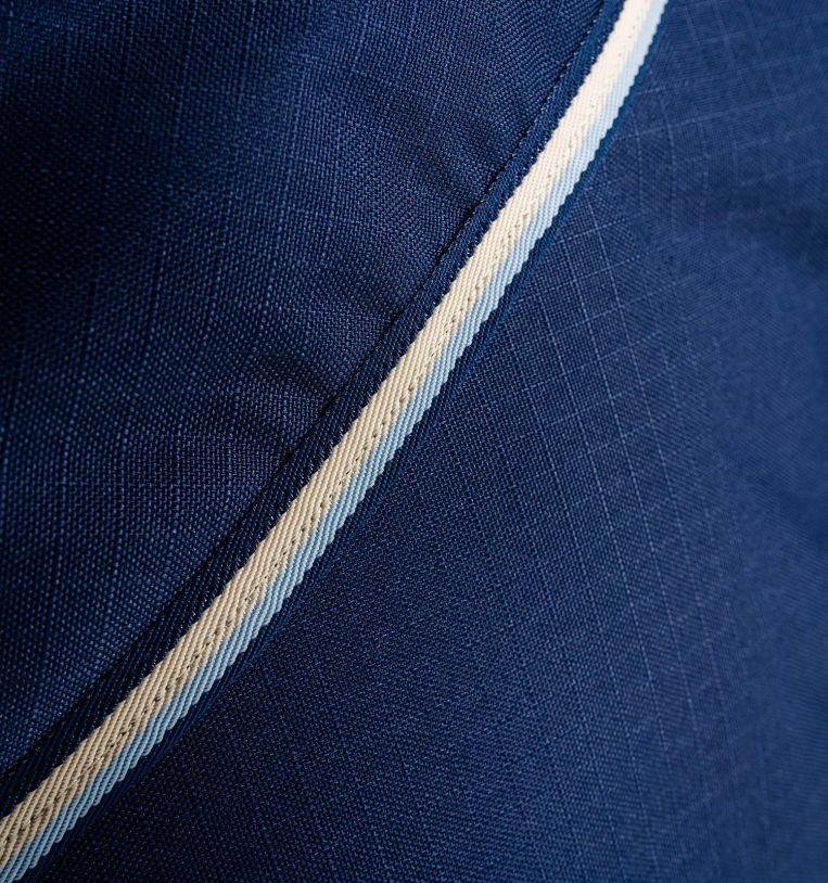 Amigo Ripstop 900D Plus 200g Turnout - Vision Saddlery