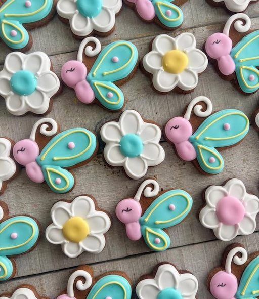Horsin' Around Treats- Butterfly Flower Minis - Vision Saddlery