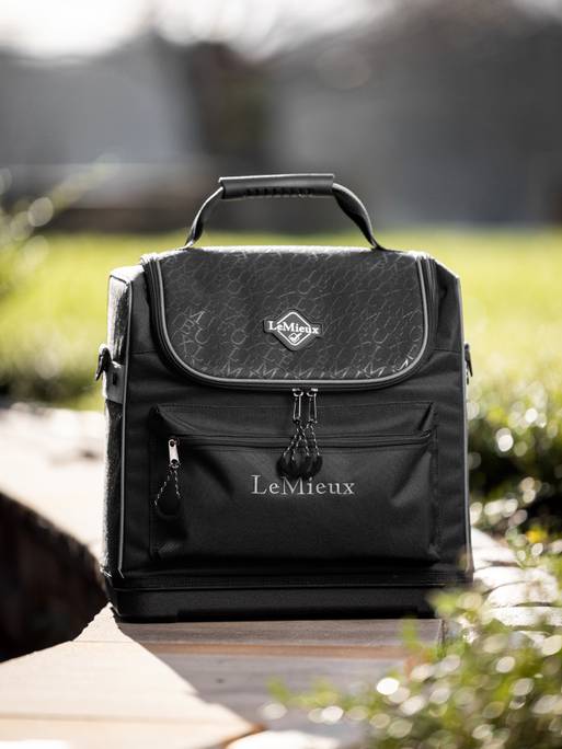 LeMieux Elite Pro Grooming Bag - Vision Saddlery