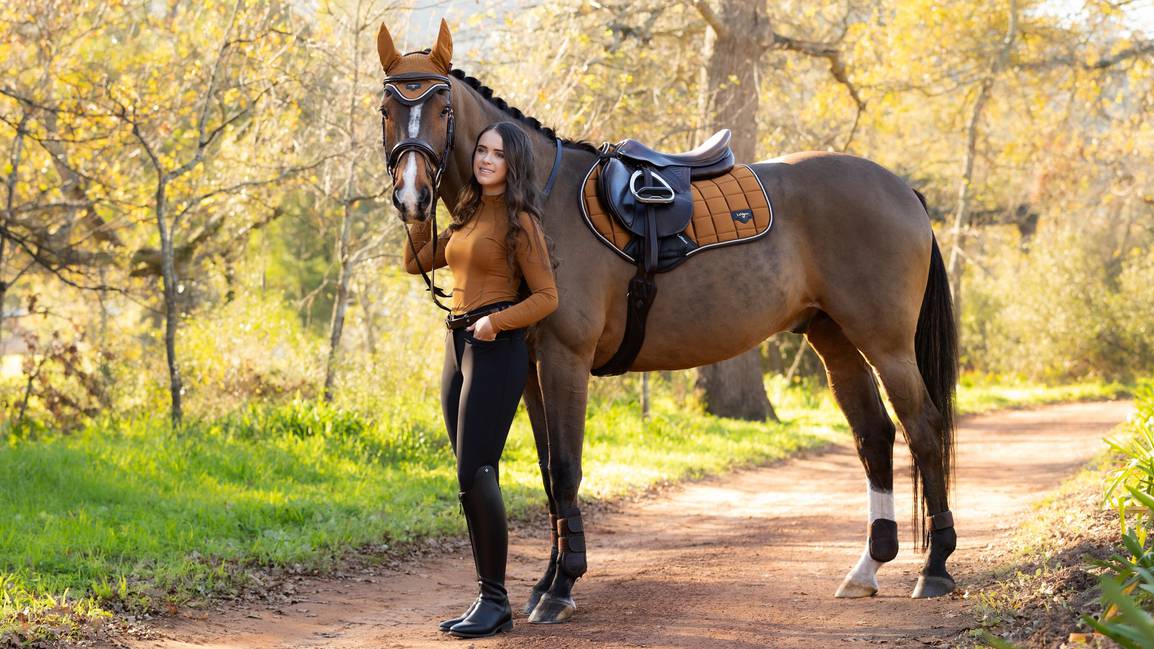 LeMieux Loire Close Contact Saddle Pad - GINGER