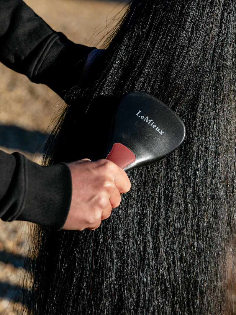 Lemieux Tail Brush Black - Vision Saddlery