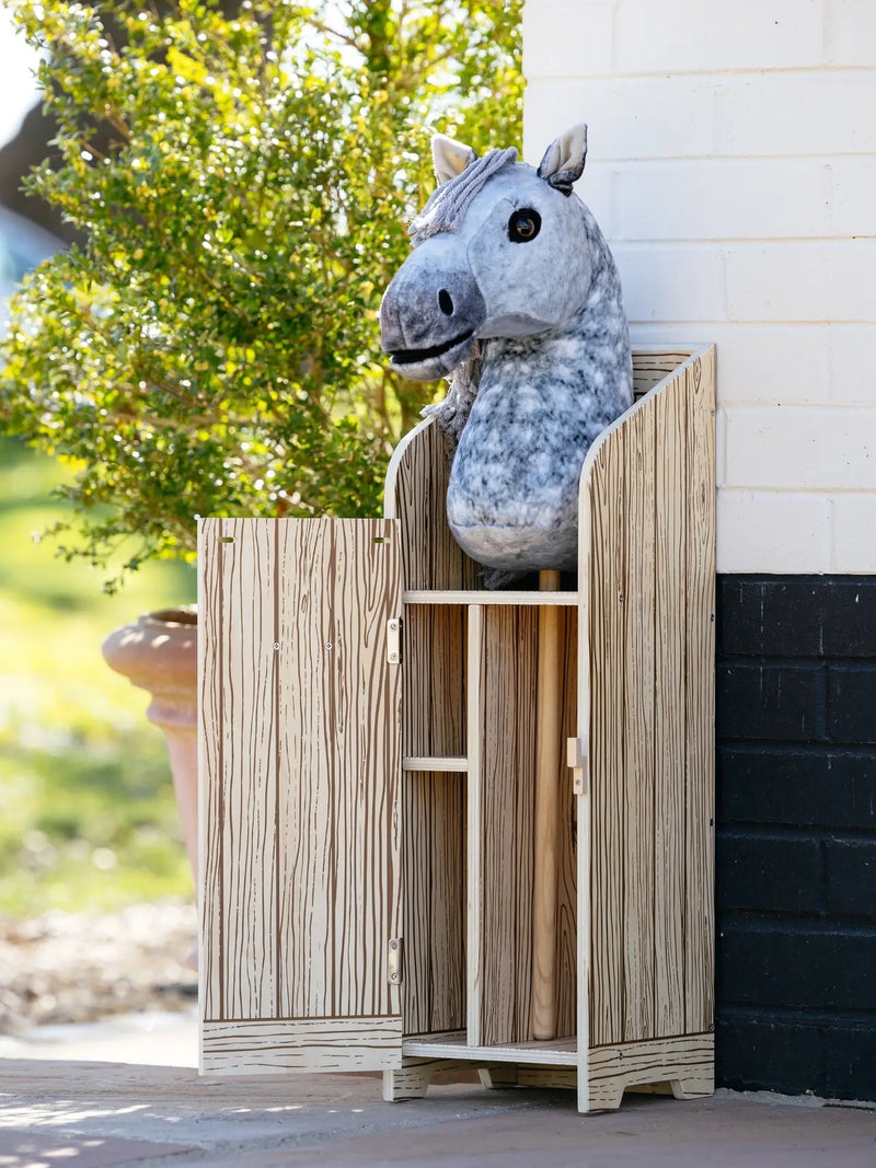 LeMieux Hobby Horse Wooden Stable