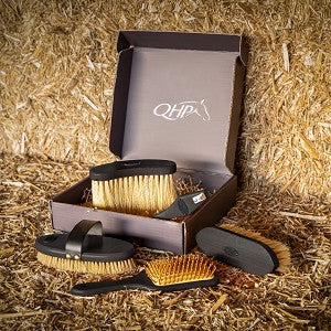 QHP Royal Grooming Set - Black - Vision Saddlery