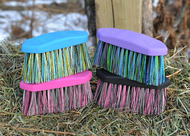 Tail Tamer Small Poly Flick Brush - Vision Saddlery