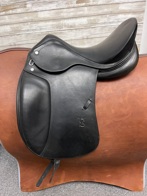 Aiken Tack Exchange - $275.00 SPECIAL OFFER!! Barnsby Raven Dressage  Saddle, 17 Seat, Extra Narrow Tree, Foam Panels Click here to go to the  website for more pics & info