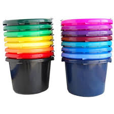 8 Quart Bucket - Vision Saddlery